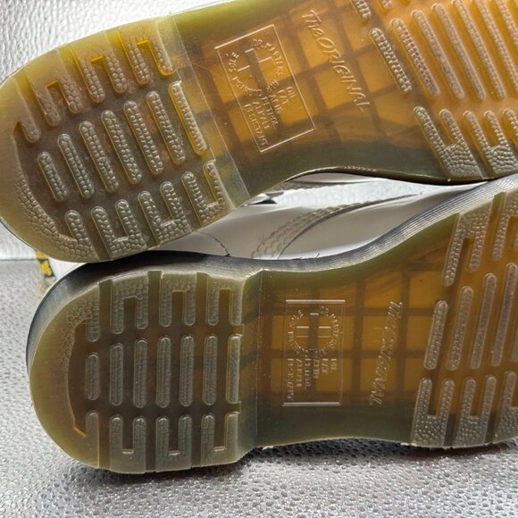 Size - 7 Dr. Martens White Womens Boot Smooth Leather Comfort Platforms Shoe - Picture 9 of 11